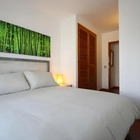 Apartamento Con Jardin Y Piscina *
